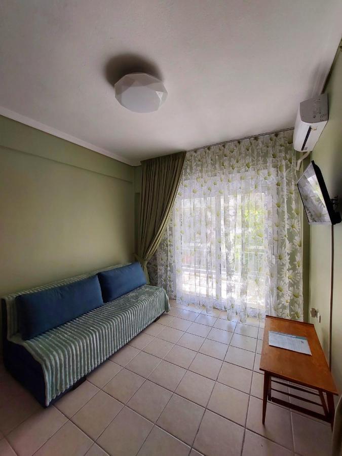 Orange Tree Apartment أسبروبالتا المظهر الخارجي الصورة